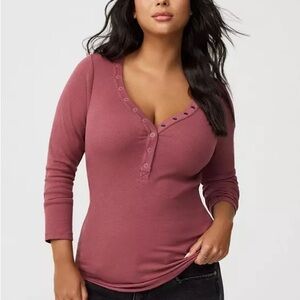 Torrid Women's Rose Long-Sleeve Henley Top Size 3